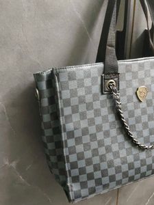 Stylish Checkerboard Tote Bag