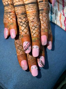 Light Pink diamond Nails with Glitter, spider gel