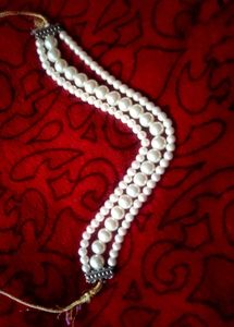 Elegant Pearl Jewellery Set