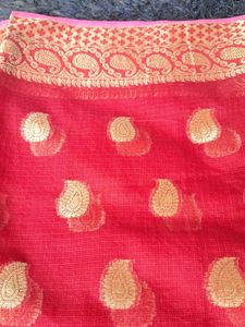 Elegant Maroon &amp; golden jari Saree