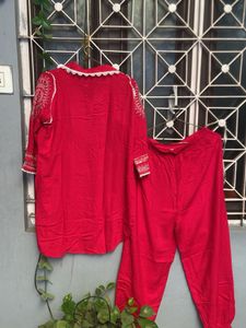 Vibrant Red Kurta Set bust 40 length 31.5 pant len