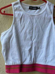 😍sassafras white tank top/ active wear
