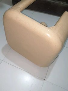Durable Beige Plastic pata