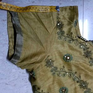 Embroidered V-Neck 3xl suit set