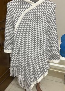 Stylish Grey Knit Poncho