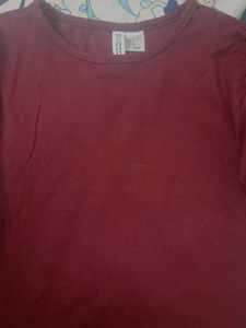H&M Maroon Crew Neck T-Shirt