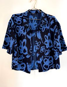 Blue Graphic Print Button-Up Shirt
