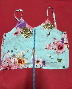 Floral Print Crop Top with Button Detail