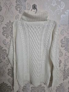 Cozy White Turtleneck Sweater