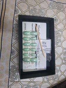 Handmade Gel Nails - Light Green