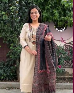 Elegant Khadi Cotton Handloom Kurta Set