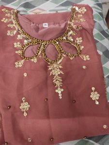Embellished Kurta with Intricate Gold Work