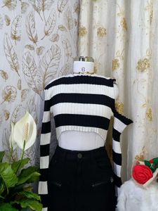 Striped Cut-Out Long Sleeve Top