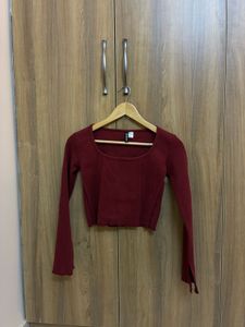 Maroon Ribbed Long Sleeve Crop Top