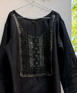Black Embroidered Detail Kurta