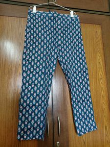 Printed Teal Straight pants