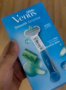 Gillette Venus Smooth Sensitive Razor