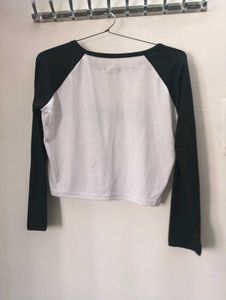 Queen Graphic Tee
