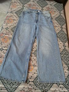 Wide Leg Light Wash Denim Jeans