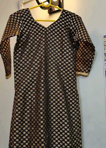 Elegant Black And Golden Polka Dot Kurta