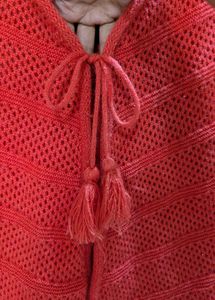 Elegant Red Woven/Cardigan