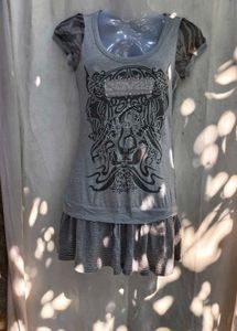 341110. Grey Embellished Graphic Print Top