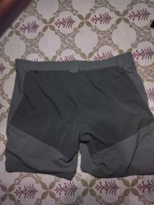 Decathlon short