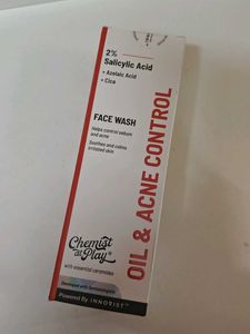 Chemist at Play Face Wash