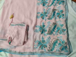 Buy 2 sarees &amp; get 1 surprise gift ❣️