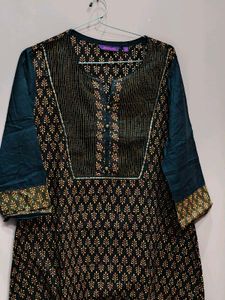 Elegant Teal and Gold Printed Kurta