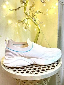 Comfy White Knit Slip-On Sneakers