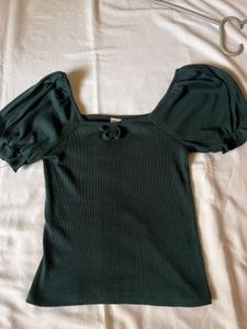 Stylish Green Puff Sleeve Top