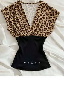 Chic Leopard Print V-Neck Top