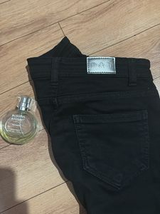 straight fit black jeans