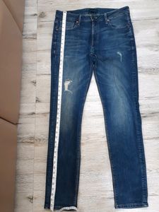 United Colors Of Benetton Brand  Jean's Waist 34