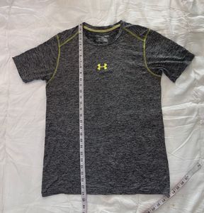 Under Armour Men's T-Shirt