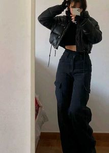 Black Bomber Jacket Cropped& Thick Padded