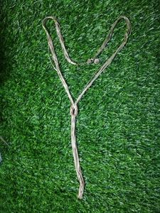 Item-KBG42/COMBO: Brand NEW PRIMARK Whitish Golden neckpiece with Dazzling Sword eardrops without TAG.