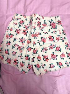 Floral Print Denim Shorts