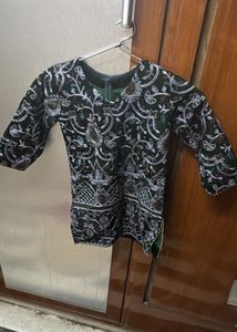 Embroidered Green Kurta