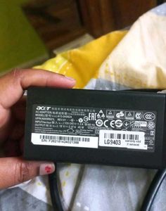 New Original Acer Laptop 45w  Charger/Adaptor