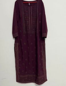 offer🔥🔥Elegant Embroidered Kurta Set with Dupatt