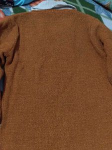 2 piece swetar and swet shirt
