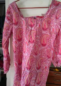 Pink backtie Paisley Print Kurta