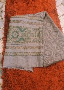 SUPERLIGHT &amp; EXTRA WARM SHAWL