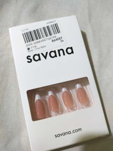 Savana French Tip Press-On Nails