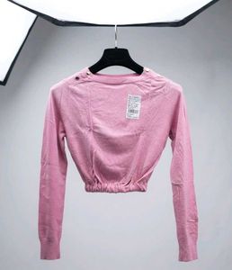 Chic Pink Cropped Sweater