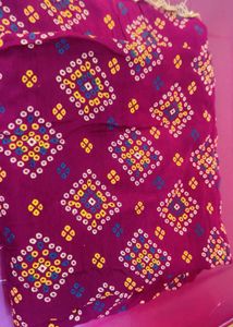 Elegant Jaipuri Printed Dupatta2. Traditional Jaip