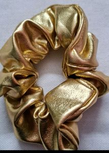Hair Serum With 2 Scrunchies