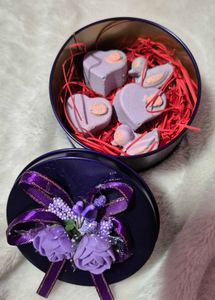 Decorative Round Tin Box with cute miniature